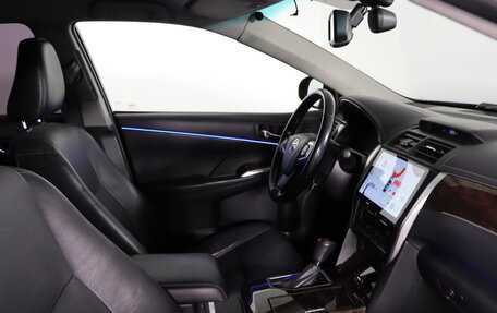 Toyota Camry, 2017 год, 2 099 990 рублей, 14 фотография