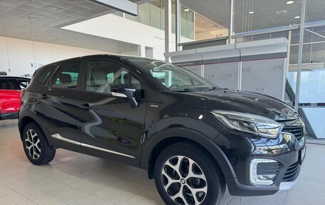 Renault Kaptur I рестайлинг, 2019 год, 1 680 000 рублей, 1 фотография