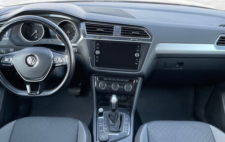 Volkswagen Tiguan II, 2020 год, 2 199 000 рублей, 10 фотография