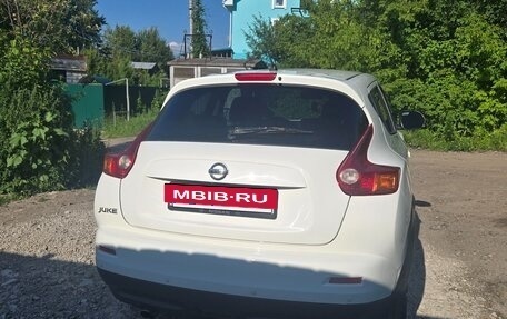 Nissan Juke II, 2013 год, 900 000 рублей, 7 фотография
