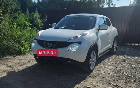 Nissan Juke II, 2013 год, 900 000 рублей, 4 фотография