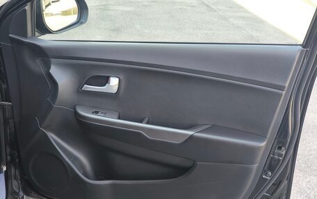 KIA Rio III рестайлинг, 2015 год, 650 000 рублей, 18 фотография