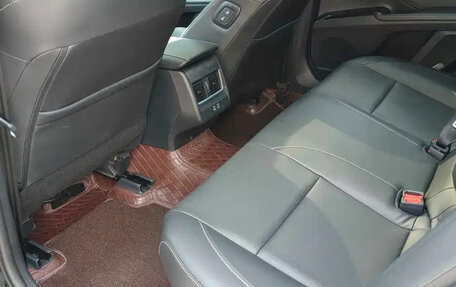 Toyota Camry, 2024 год, 3 750 000 рублей, 11 фотография