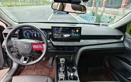 Toyota Camry, 2024 год, 3 750 000 рублей, 10 фотография
