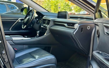 Lexus RX IV рестайлинг, 2016 год, 3 490 000 рублей, 23 фотография