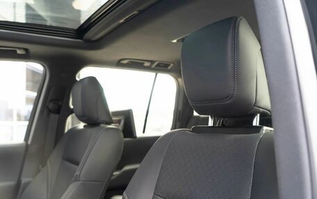 Toyota Land Cruiser, 2024 год, 13 900 000 рублей, 19 фотография