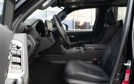 Toyota Land Cruiser, 2024 год, 13 900 000 рублей, 27 фотография