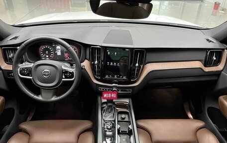 Volvo XC60 II, 2022 год, 3 340 000 рублей, 13 фотография
