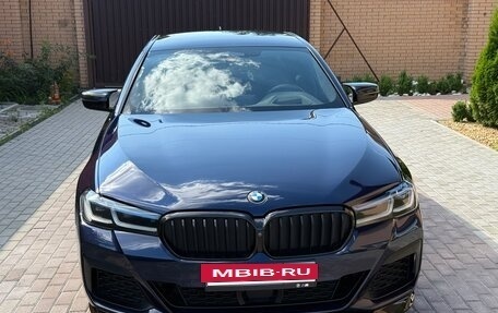 BMW 5 серия, 2021 год, 7 350 000 рублей, 2 фотография