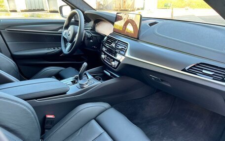 BMW 5 серия, 2021 год, 7 350 000 рублей, 16 фотография