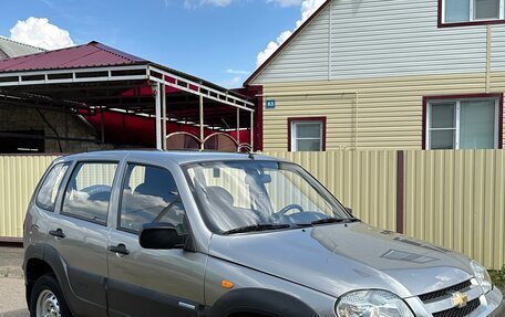 Chevrolet Niva I рестайлинг, 2009 год, 515 000 рублей, 7 фотография