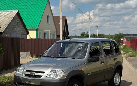 Chevrolet Niva I рестайлинг, 2009 год, 515 000 рублей, 2 фотография