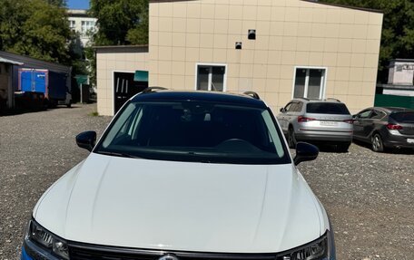 Volkswagen Tiguan II, 2020 год, 2 250 000 рублей, 3 фотография