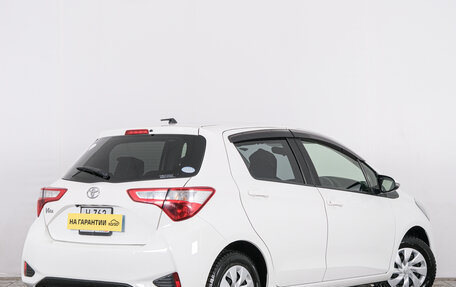 Toyota Vitz, 2019 год, 1 079 000 рублей, 6 фотография