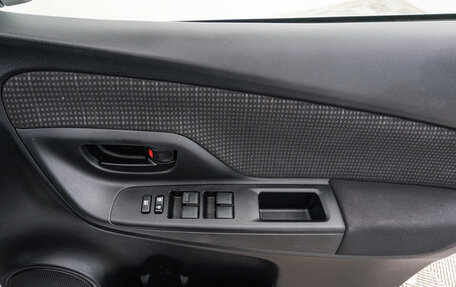 Toyota Vitz, 2019 год, 1 079 000 рублей, 18 фотография