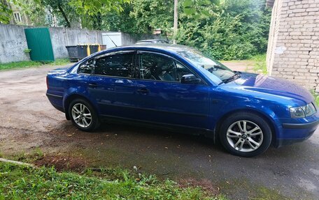 Volkswagen Passat B5+ рестайлинг, 1998 год, 375 000 рублей, 2 фотография