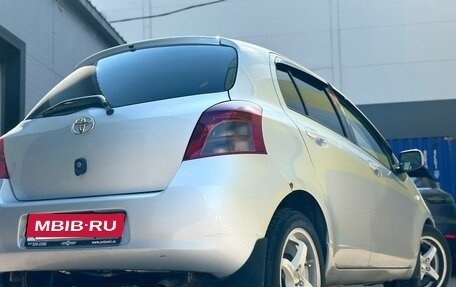 Toyota Yaris III рестайлинг, 2008 год, 560 000 рублей, 9 фотография
