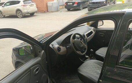 Renault Logan I, 2010 год, 630 000 рублей, 7 фотография
