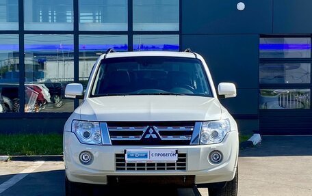 Mitsubishi Pajero IV, 2014 год, 3 199 000 рублей, 2 фотография