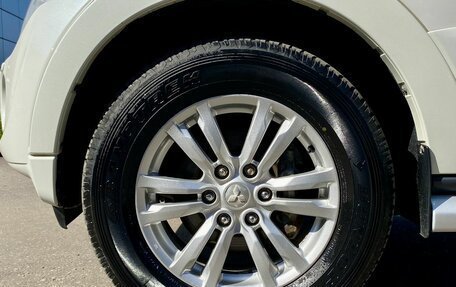 Mitsubishi Pajero IV, 2014 год, 3 199 000 рублей, 9 фотография