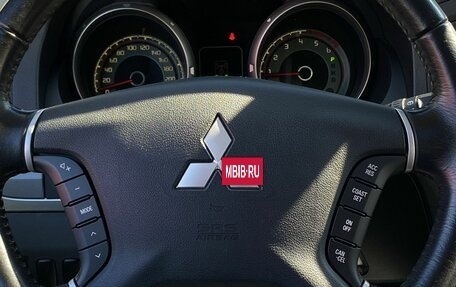 Mitsubishi Pajero IV, 2014 год, 3 199 000 рублей, 13 фотография
