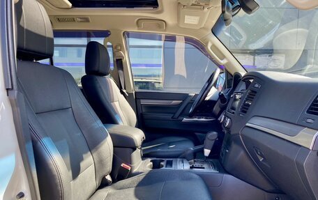 Mitsubishi Pajero IV, 2014 год, 3 199 000 рублей, 22 фотография