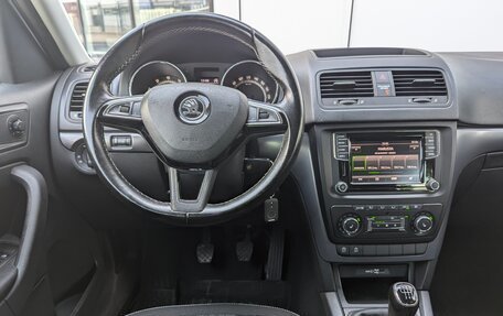 Skoda Yeti I рестайлинг, 2017 год, 1 260 000 рублей, 23 фотография