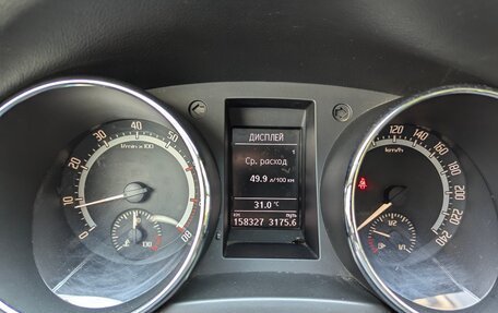 Skoda Yeti I рестайлинг, 2017 год, 1 260 000 рублей, 29 фотография