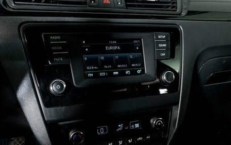 Skoda Rapid I, 2015 год, 962 000 рублей, 11 фотография
