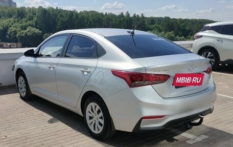Hyundai Solaris II рестайлинг, 2018 год, 1 350 000 рублей, 4 фотография