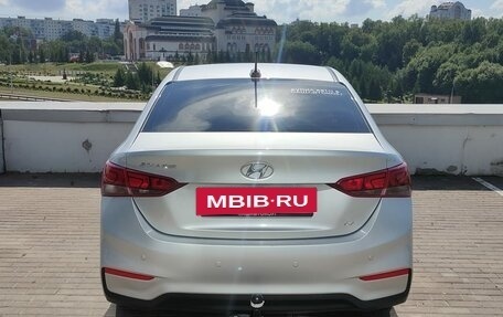 Hyundai Solaris II рестайлинг, 2018 год, 1 350 000 рублей, 5 фотография