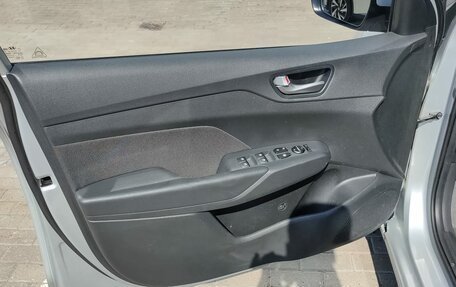 Hyundai Solaris II рестайлинг, 2018 год, 1 350 000 рублей, 18 фотография