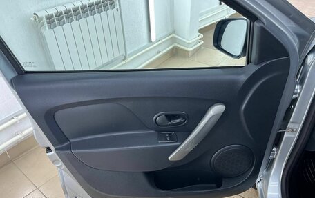 Renault Logan II, 2021 год, 1 199 000 рублей, 24 фотография