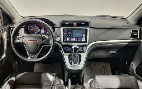 Haval H6, 2017 год, 1 600 000 рублей, 15 фотография