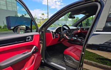 Porsche Cayenne III, 2022 год, 7 750 000 рублей, 8 фотография