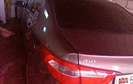 KIA Rio III рестайлинг, 2014 год, 1 000 000 рублей, 2 фотография