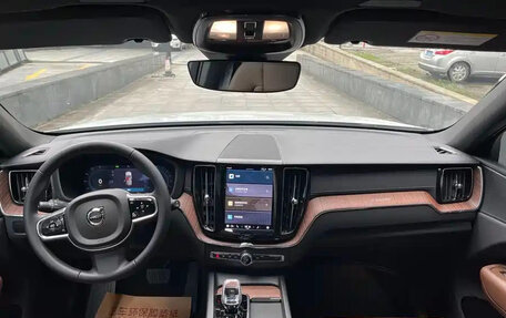 Volvo XC60 II, 2025 год, 6 100 000 рублей, 9 фотография