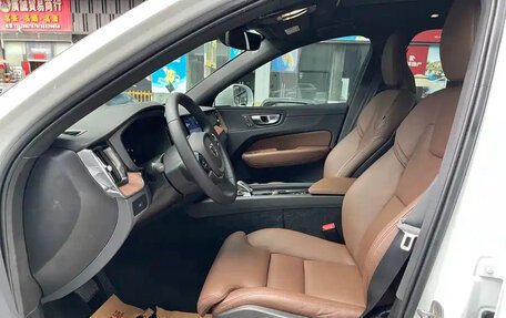 Volvo XC60 II, 2025 год, 6 100 000 рублей, 6 фотография