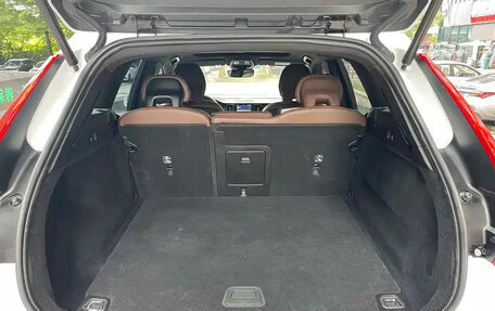 Volvo XC60 II, 2025 год, 6 100 000 рублей, 13 фотография