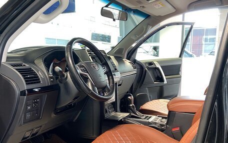 Toyota Land Cruiser Prado 150 рестайлинг 2, 2021 год, 6 300 000 рублей, 17 фотография