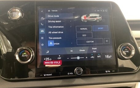 Lexus RX IV рестайлинг, 2025 год, 7 599 000 рублей, 19 фотография