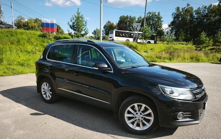 Volkswagen Tiguan I, 2015 год, 1 600 000 рублей, 2 фотография