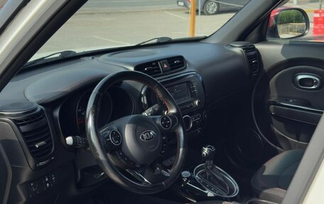 KIA Soul II рестайлинг, 2018 год, 1 740 000 рублей, 8 фотография