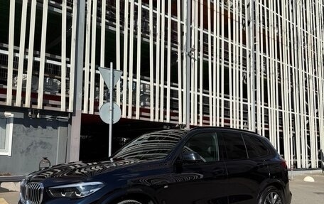 BMW X5, 2019 год, 5 500 000 рублей, 2 фотография