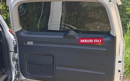 Toyota RAV4, 2008 год, 1 270 000 рублей, 9 фотография