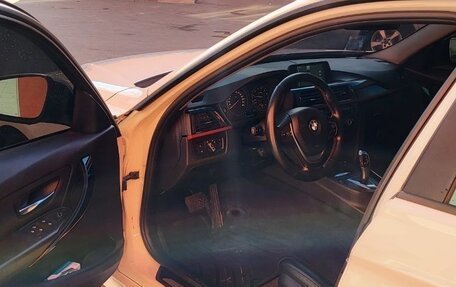 BMW 3 серия, 2014 год, 1 400 000 рублей, 18 фотография