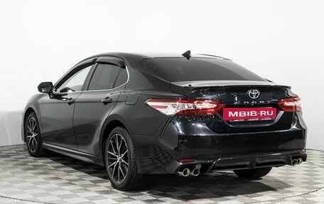 Toyota Camry, 2023 год, 3 599 700 рублей, 7 фотография