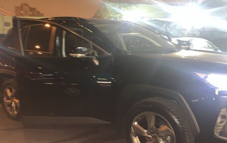 Toyota RAV4, 2019 год, 3 300 000 рублей, 10 фотография