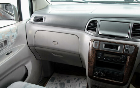 Nissan Liberty, 2001 год, 399 000 рублей, 18 фотография