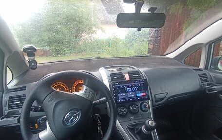 Toyota Auris II, 2007 год, 645 000 рублей, 14 фотография